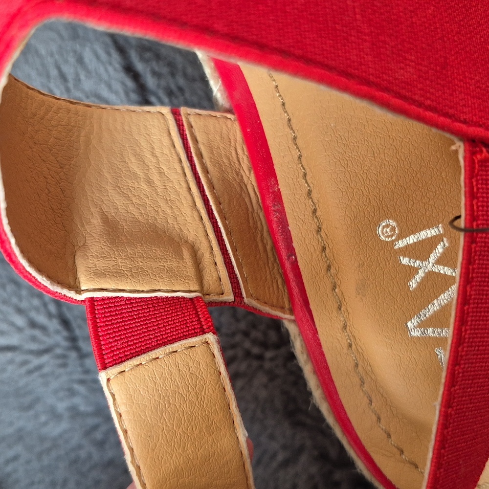 Lucy Red Wedge Size 38 Espadrilles with Jute Sole From Taxi, New With Tags - Picture 10 of 14